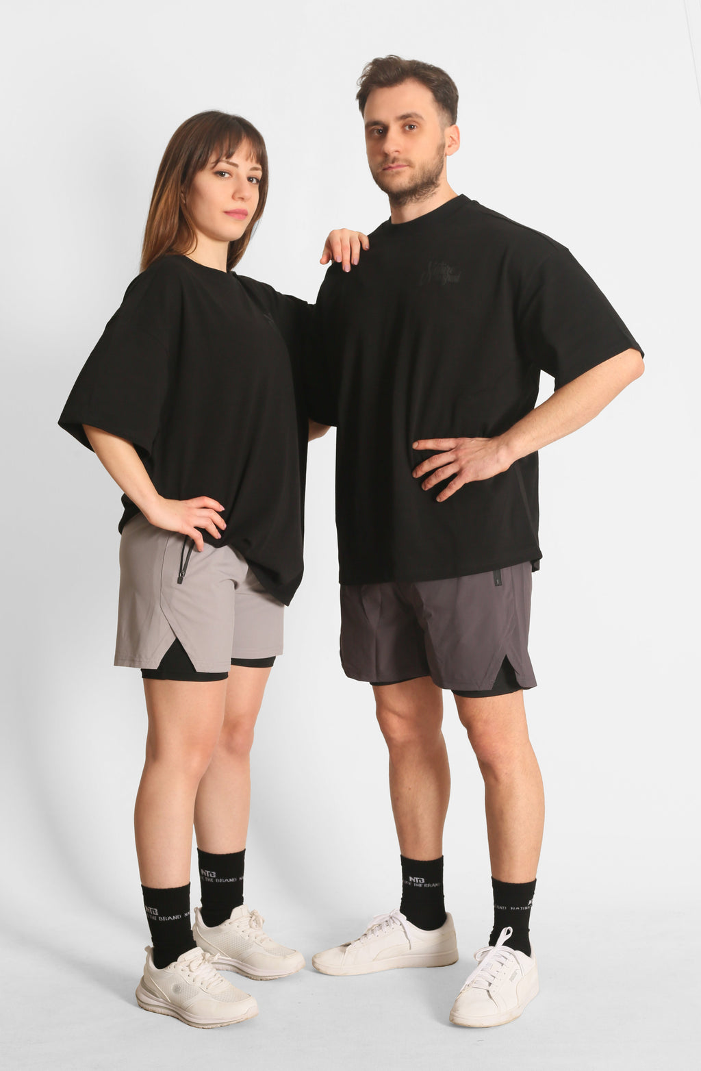 NTB Unisex Oversize T-Shirt in Schwarz