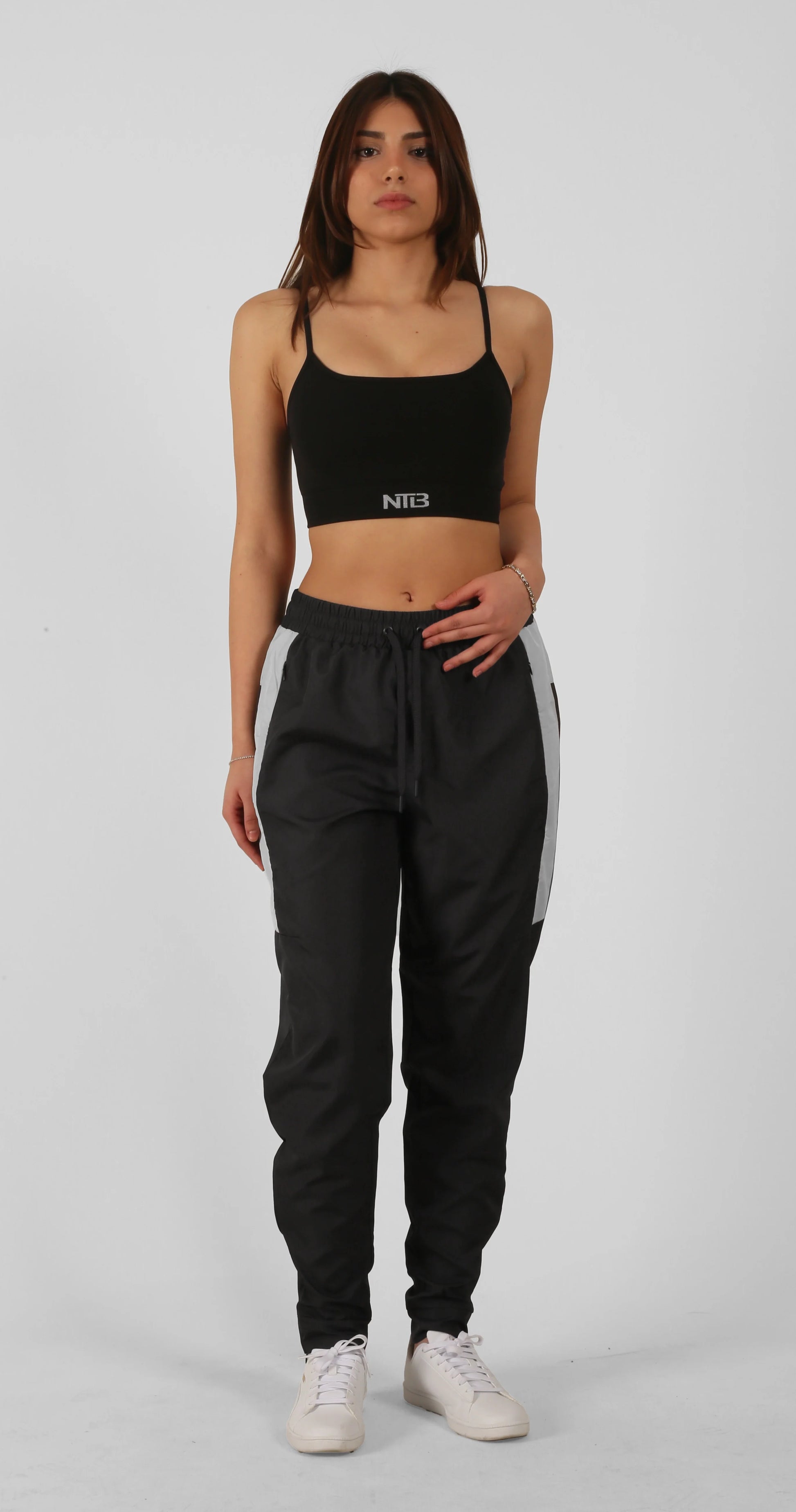 NTB Unisex Bedruckte Jogginghose in Anthrazit Farbe