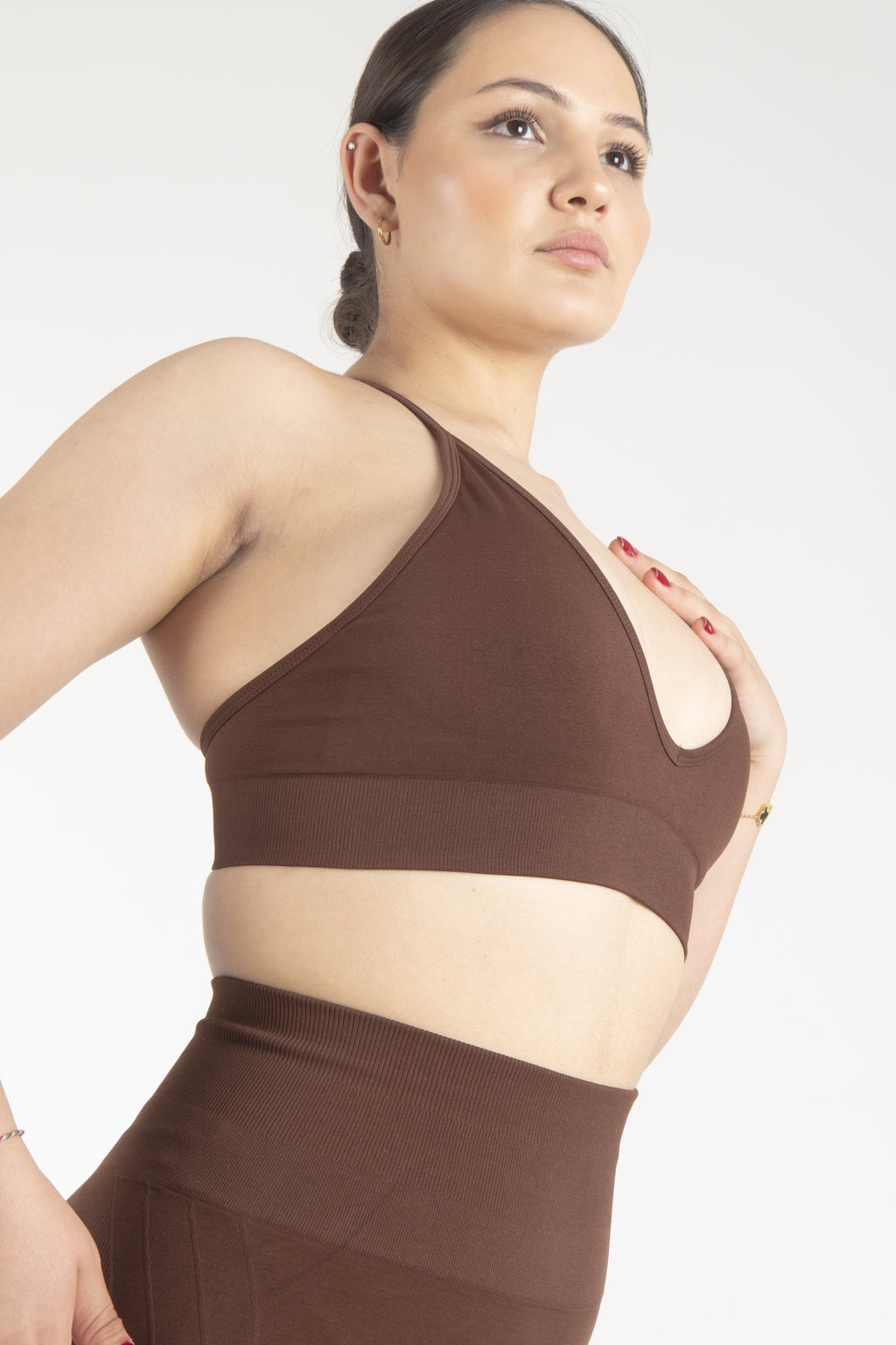 Bra mit dünnen Trägern in Braun