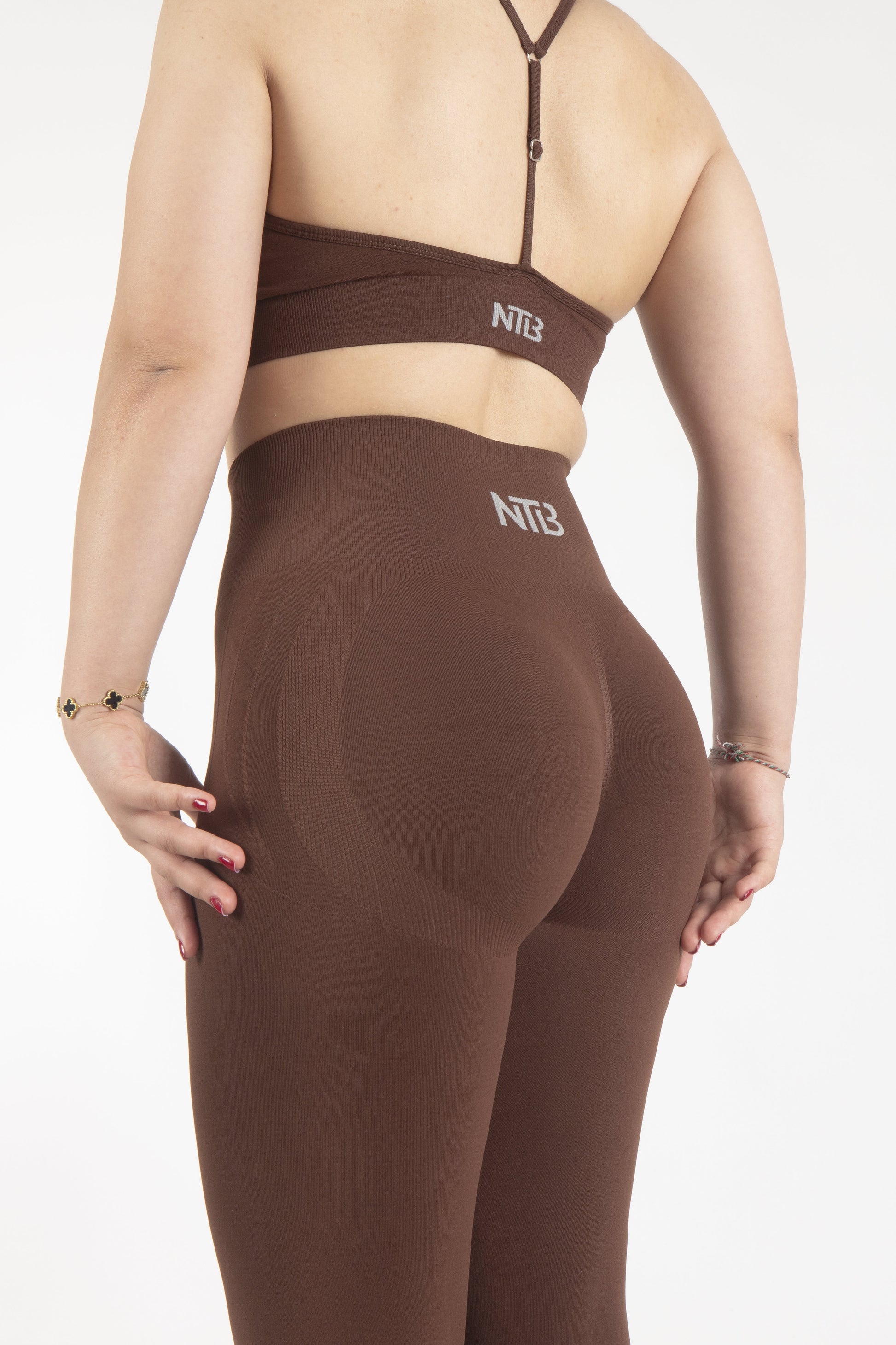Bra mit dünnen Trägern in Braun