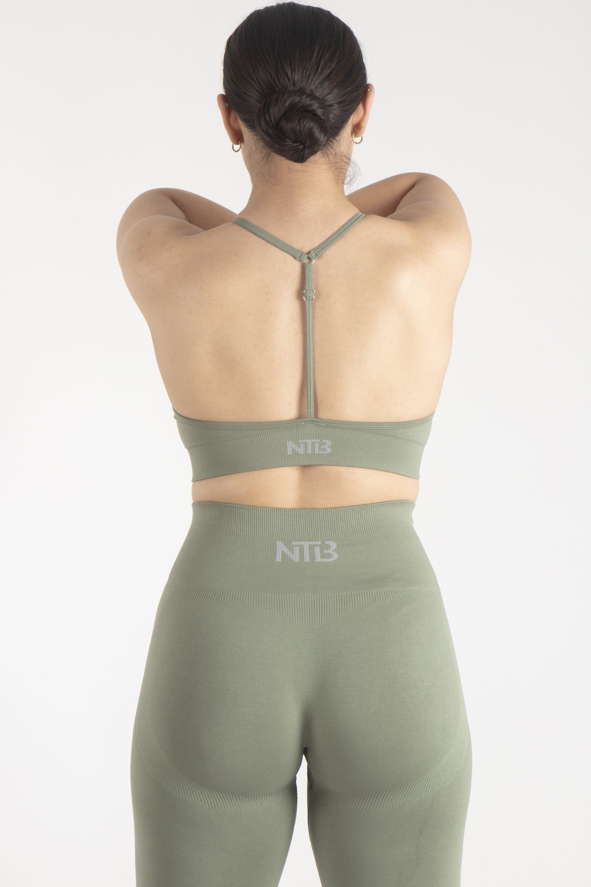 Sport-BH mit dünnen Trägern und V-förmigem Rücken-Detail in Khaki