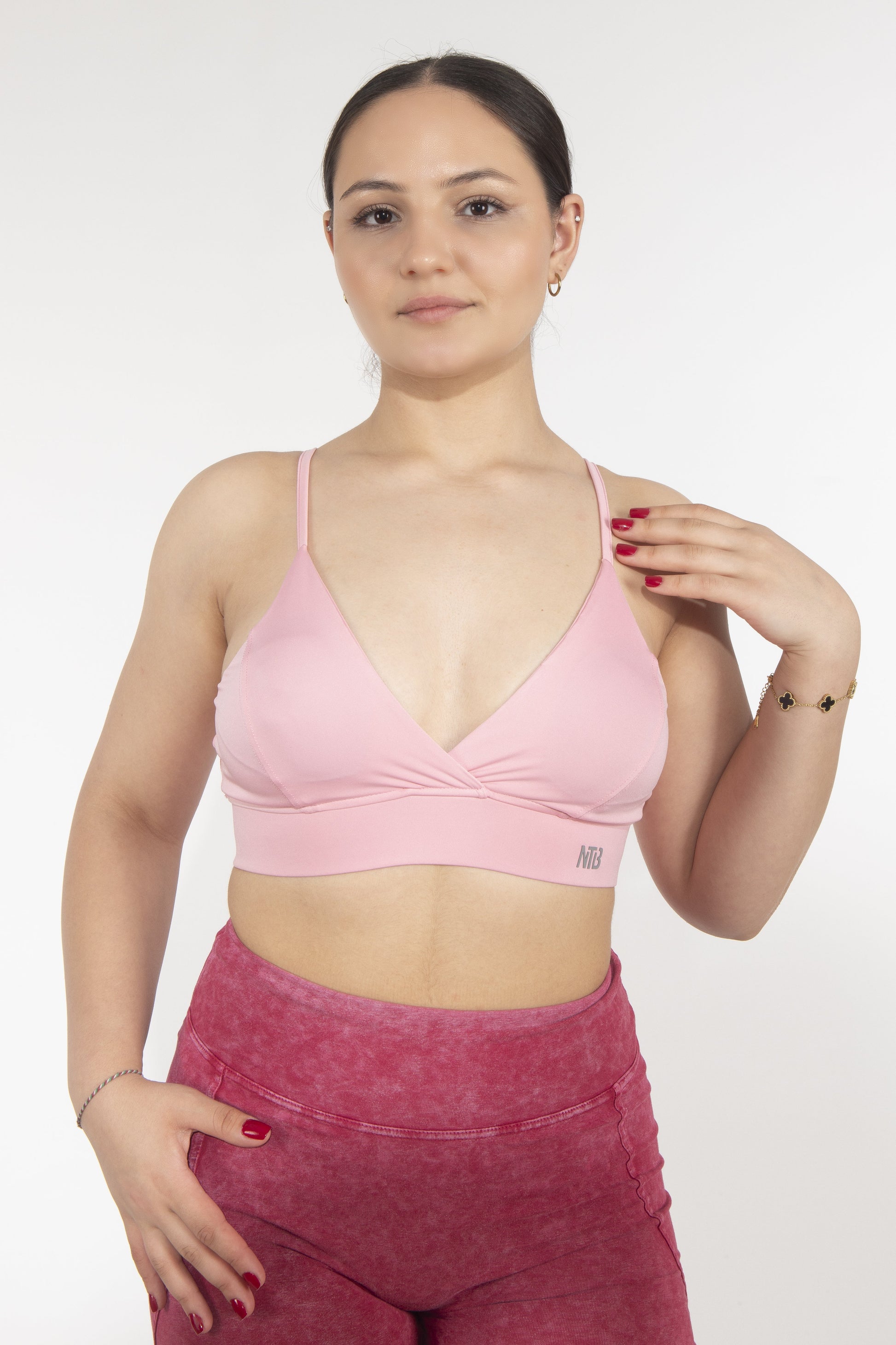 Genähter Sport-BH mit Ausschnitt in Pink