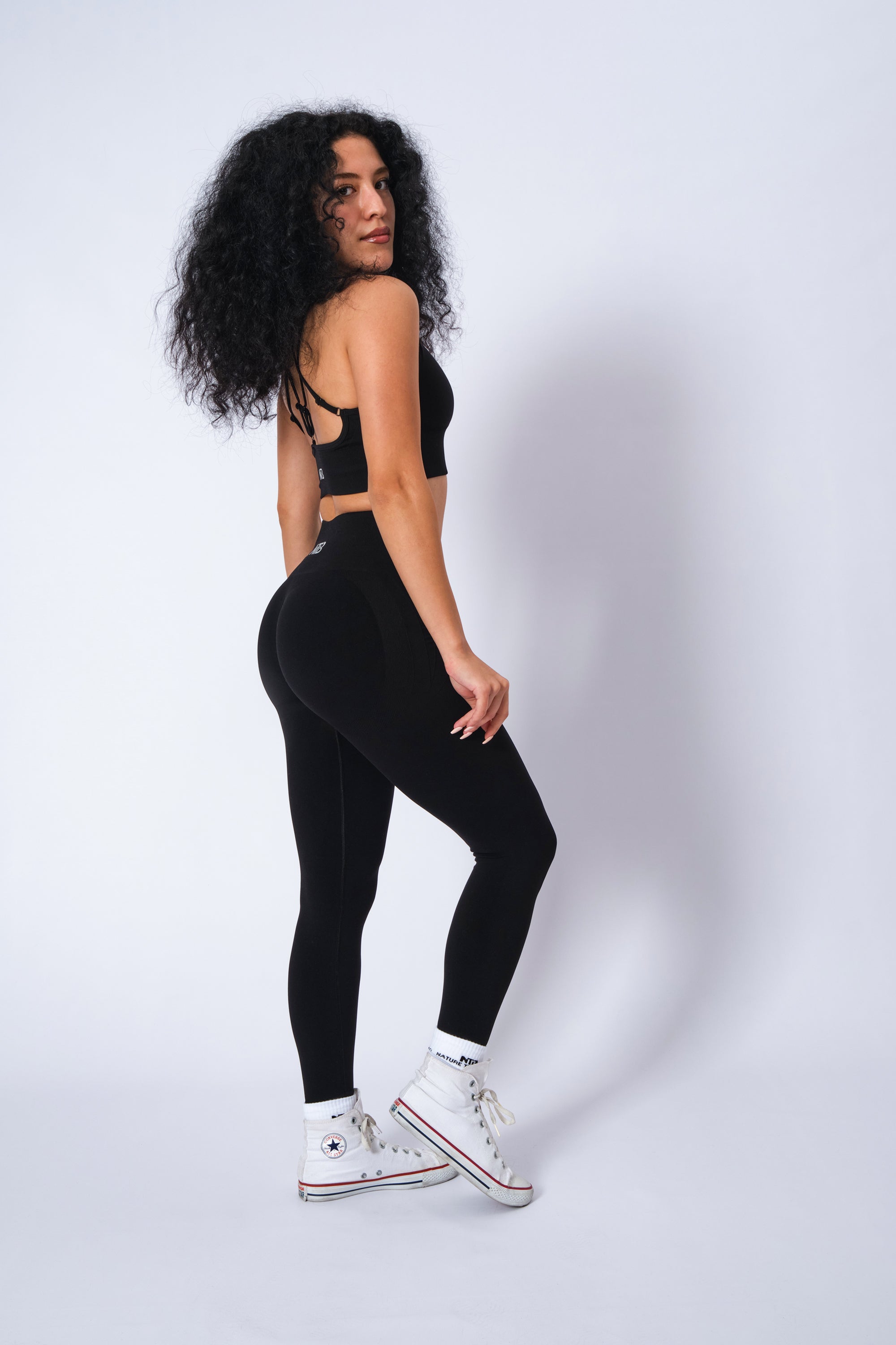 Damen Sportleggings mit Hohem Bund und Formendem Scrunch-Effekt Schwarz