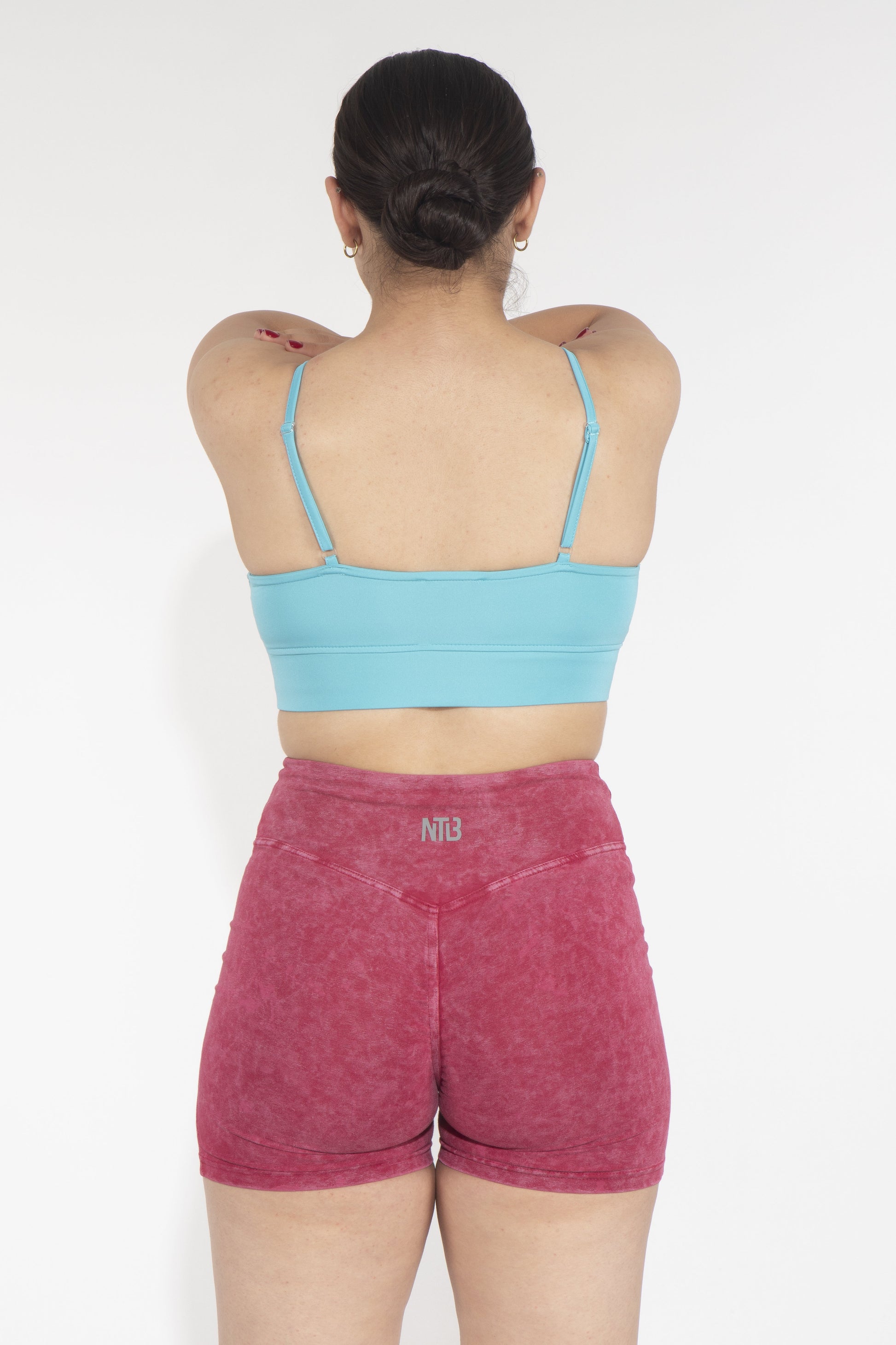 Genähter Sport-BH mit Ausschnitt in Türkis
