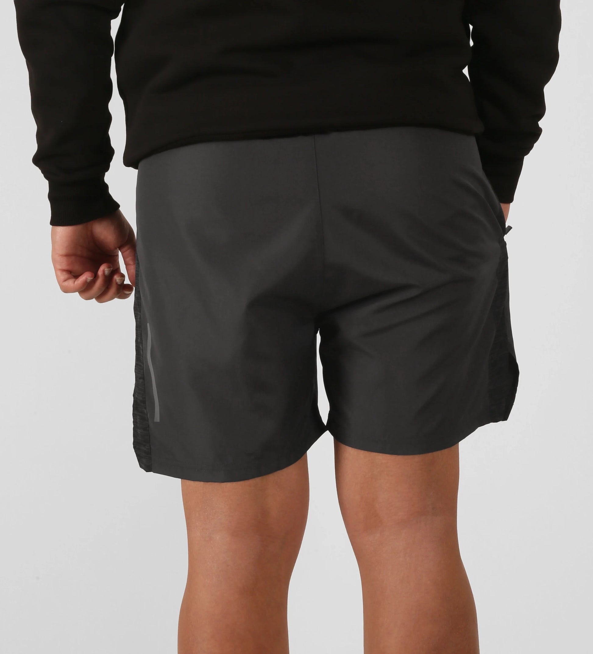 NTB Unisex Shorts mit gestreiftem Designdetail in Anthrazit  Farbe