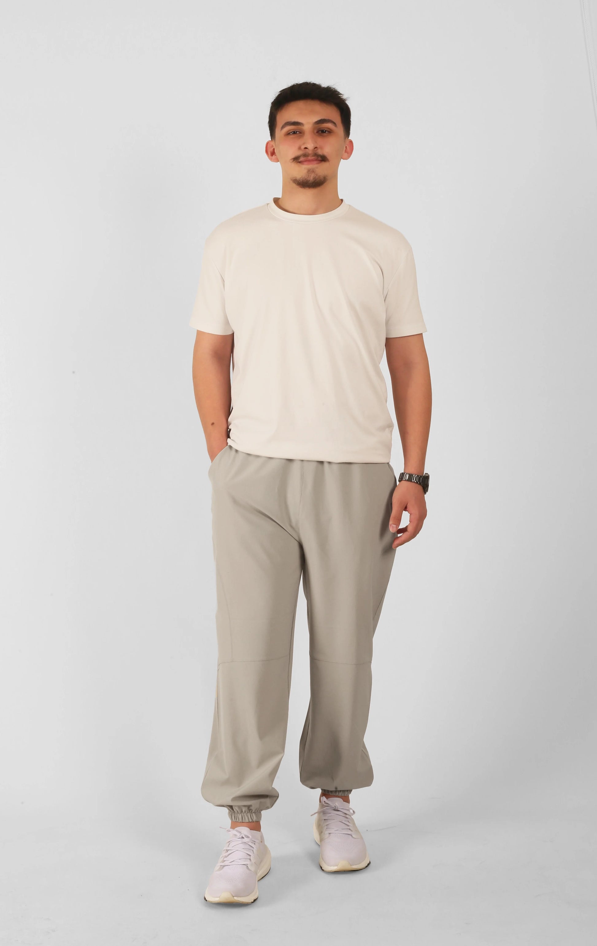 NTB Unisex Trainingshose in Ecru